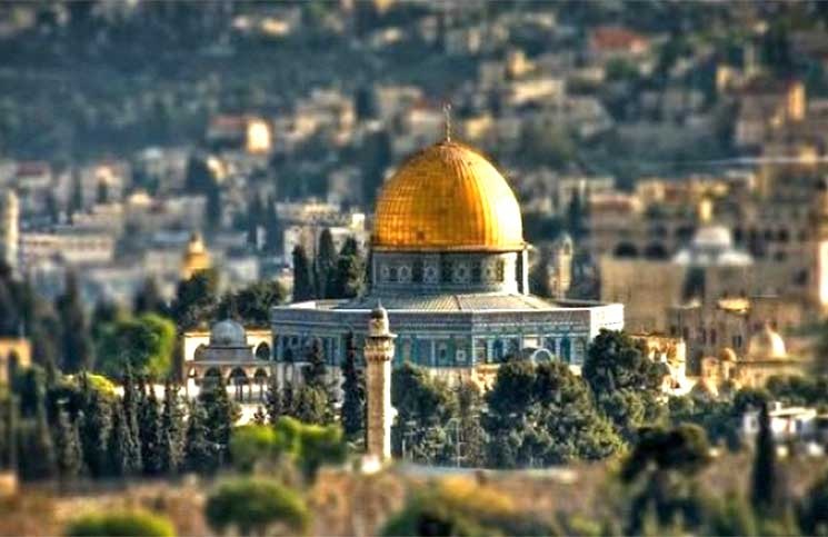 Donald Trump is expected to recognize Jerusalem as the Israeli capital