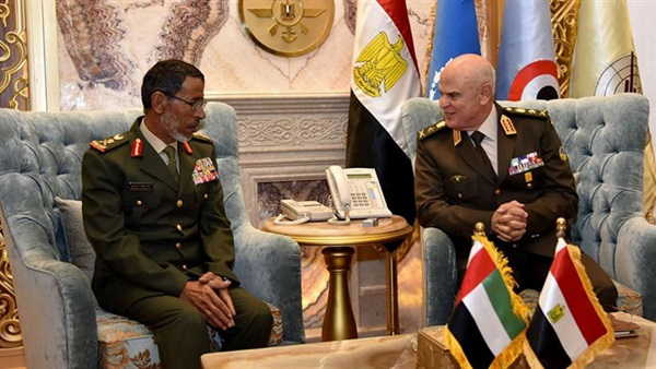 Egyptian and Emirates Armed Forces Chief of Staff discuss military cooperation