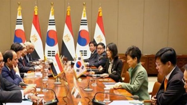 Egyptian and South Korean businessmen discuss opportunities for economic cooperation