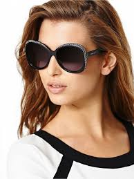 5 etiquette rules to wear sunglasses