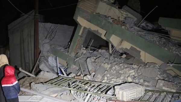 2 killed, 241 wounded in Iran quake