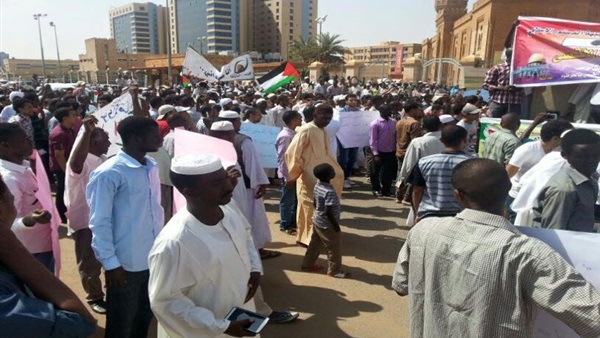 Sleeping snakes, Sudanese MB stands unaligned