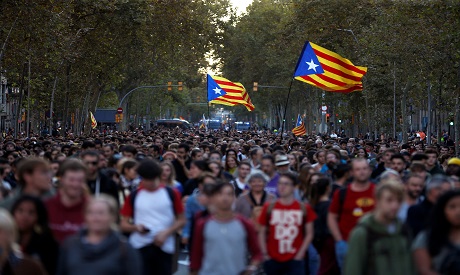 Clashes erupt in Barcelona as Catalans keep up pressure for split from Spain