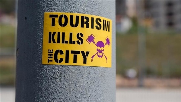 Tourist trade counts the cost as separatist riots blight Barcelona