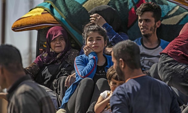 Kurdish civilians flee as Turkish forces bomb Syria for third day