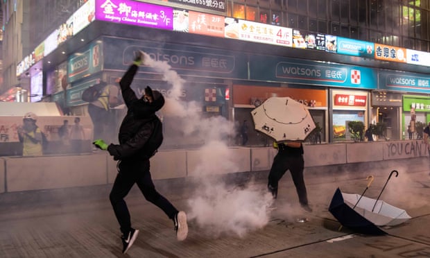 Hong Kong in recession after protests deal 'comprehensive blow'