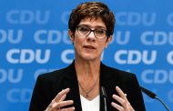 German Defense Minister: We will not send our soldiers to northern Syria