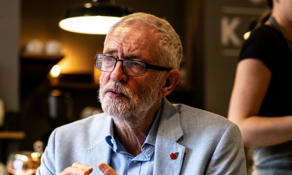 Jeremy Corbyn warns shadow cabinet dissenters to fall in line