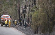 Relief and anger in Balmoral, the bushfire village that ran out of water