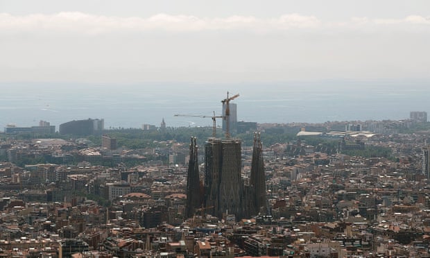 Barcelona to open southern Europe's biggest low-emissions zone