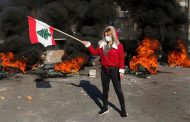 Lebanese block roads as protests enter fourth month