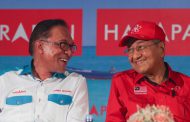 Malaysia's PM Mahathir Mohamad resigns amid political turmoil