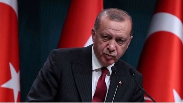 Erdogan fails to drive wedge between France and Algeria