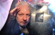 Julian Assange supporters set out stall as extradition hearing begins