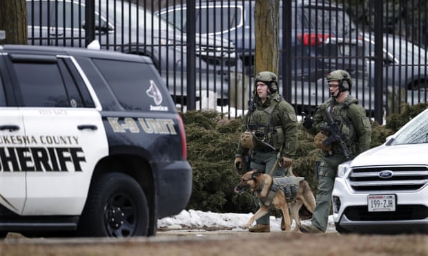 Milwaukee shooting: five dead at Molson Coors campus after employee opens fire