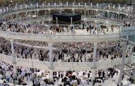 Saudi Arabia halts entry for Umrah in Mecca, tourism from coronavirus-hit states