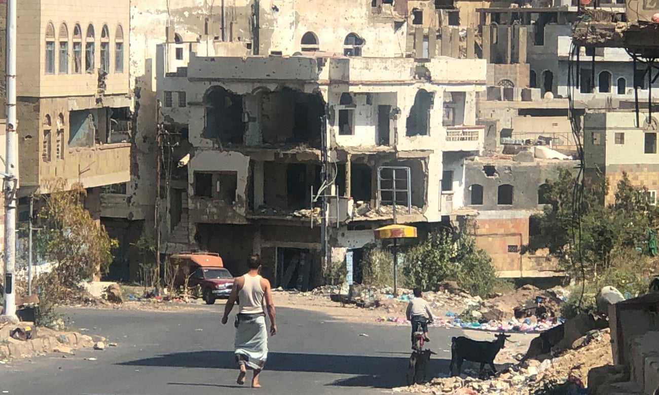 In the rubble of Taiz, all roads to a normal life are blocked