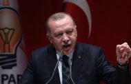Erdogan moves from threatening to begging on refugee issue