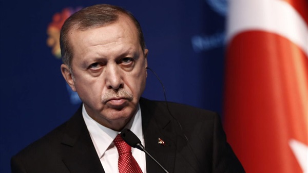 Erdogan uses refugees to blackmail Europe
