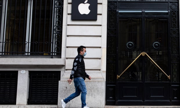Apple fined record €1.1bn by French competition regulator