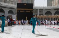 Saudi Arabia reopens the two holy mosques after sterilization amid coronavirus