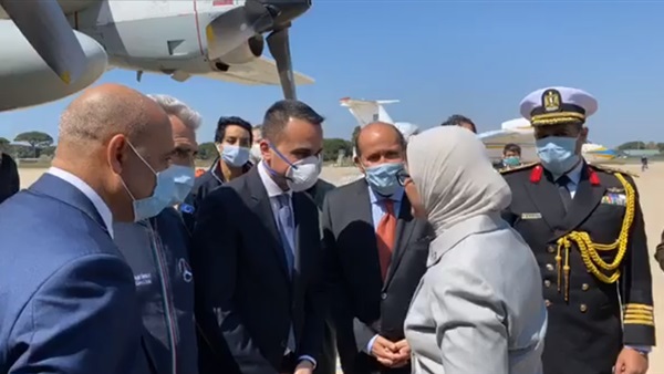 Egypt’s Health Minister arrives to Italy with the medical aid in confronting COVID-19