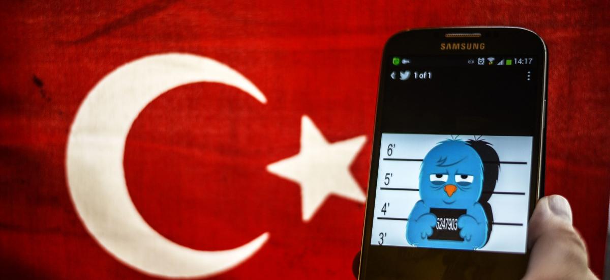 Turkey's Erdoğan aims to tighten grip on social media with new law