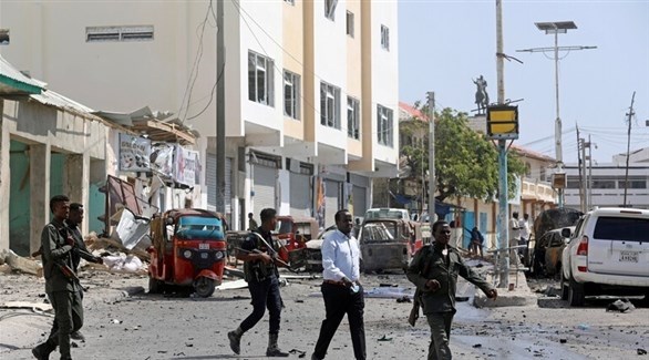 Gunmen storm Mogadishu hotel after car bombing