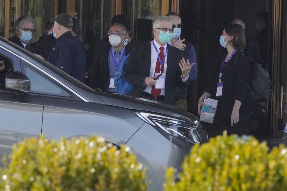 WHO team visits Wuhan hospital that had early virus patients