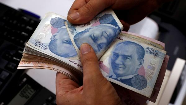 Turkish corporate debt costs at lowest level in 4.5 years after lira rally