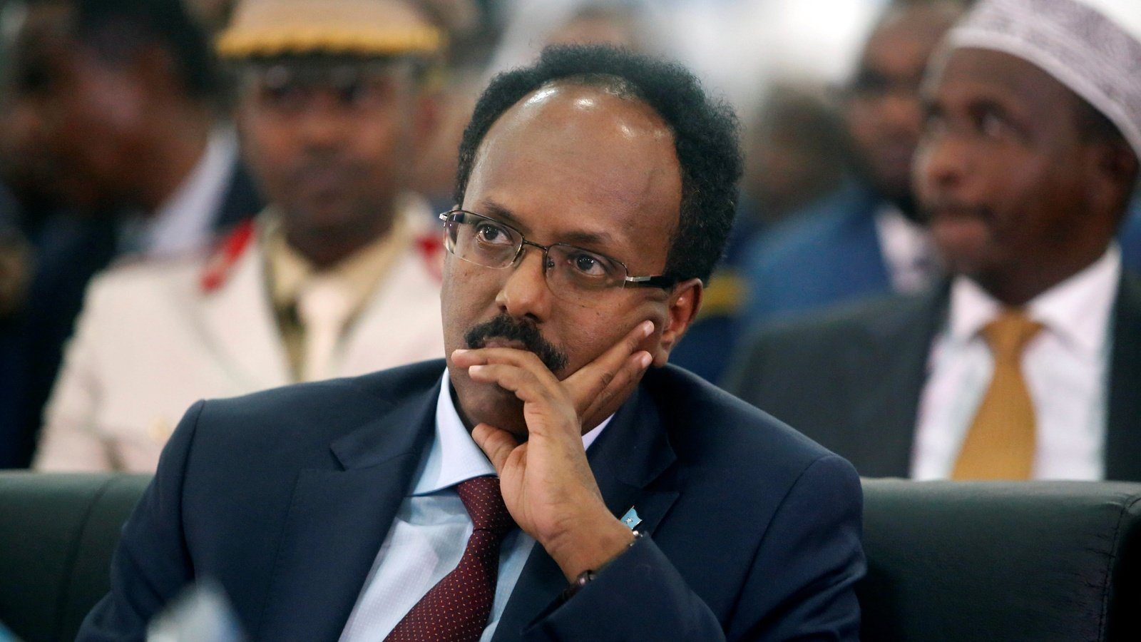 Somalia’s politicians strike a last-minute deal, but fears of conflict remain high