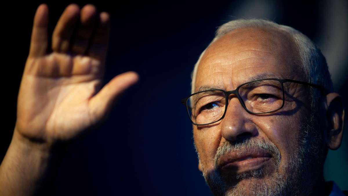 Ghannouchi's wealth stirs up hornet's nest in Tunisia