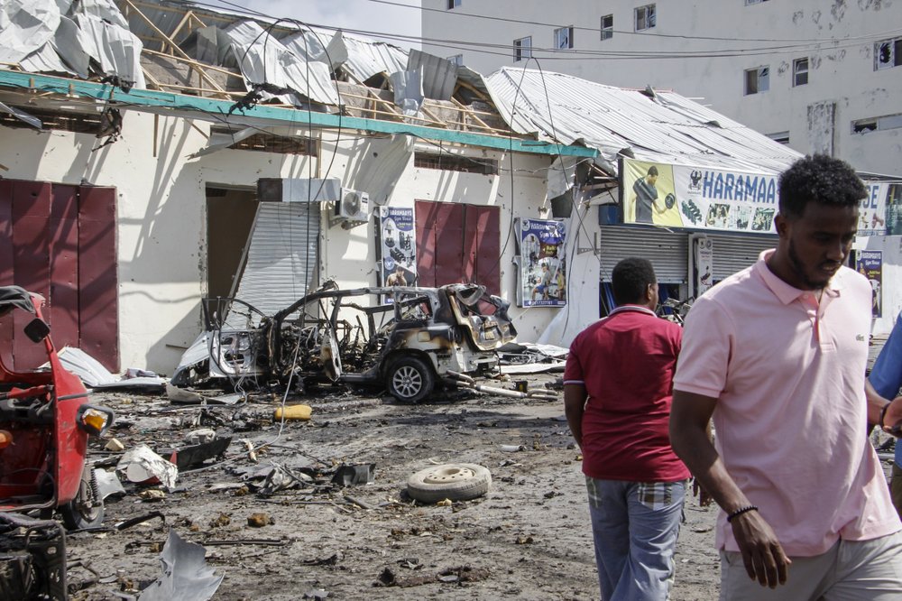 Explosions in Two Somalia Cities Kill At Least 5