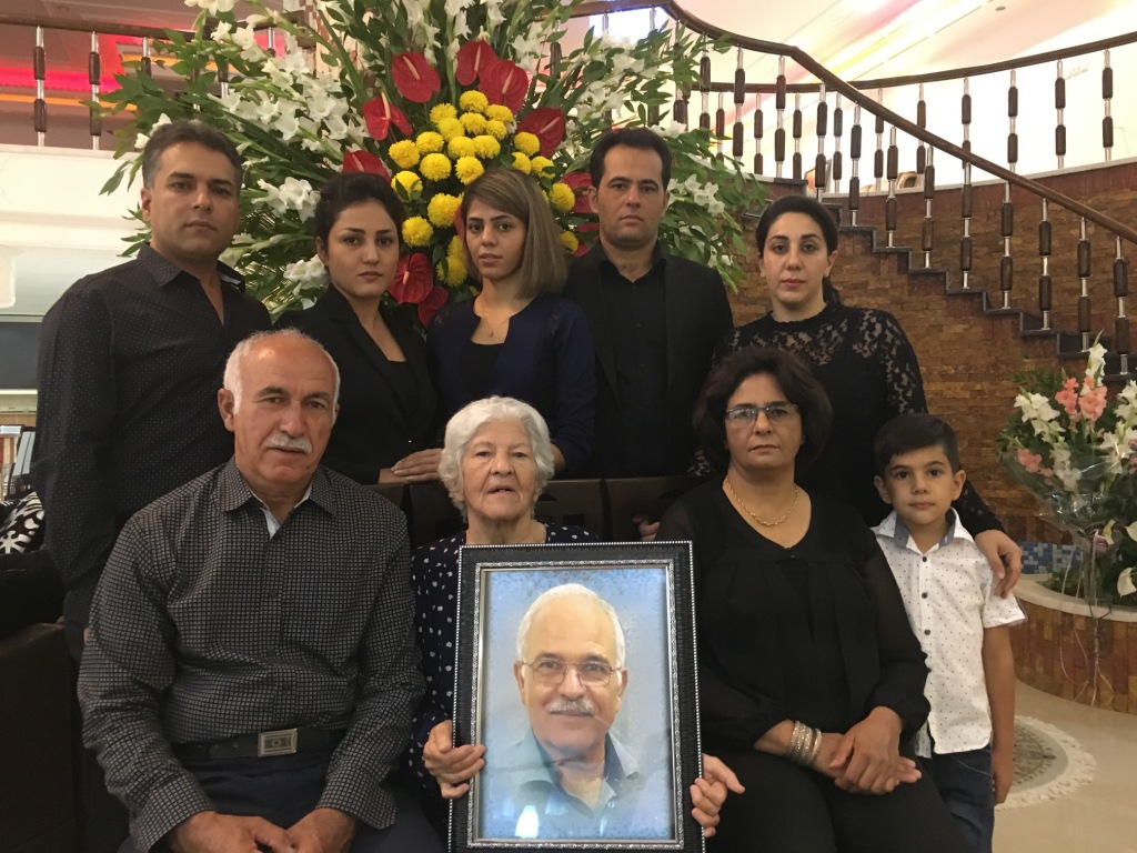 Sina Shakib family: Picture of mullahs' persecution of Baha'I
