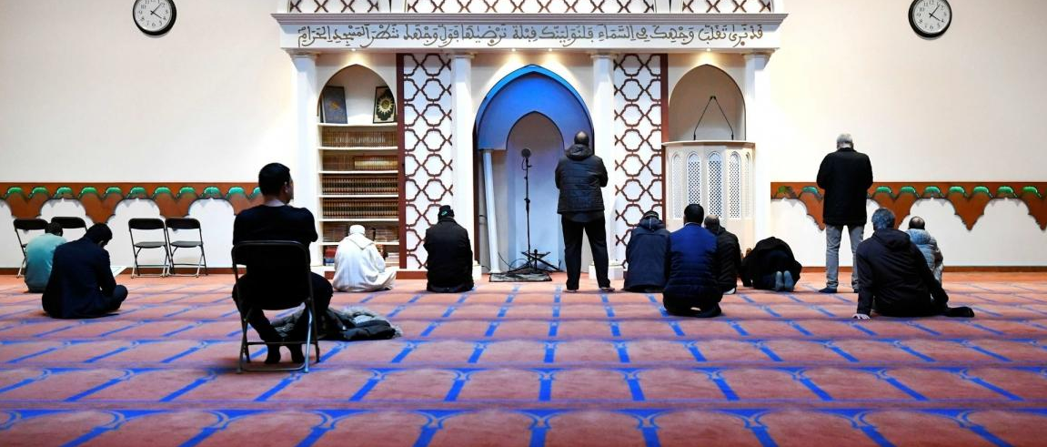 Internal disputes in Germany over monitoring mosques and pursuing funding sources