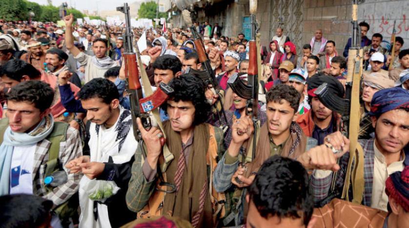 Houthis Detain Dozens of Yemenis for Tearing Down Posters of Khamenei, Soleimani, Nasrallah