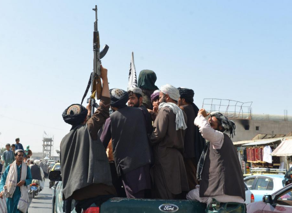 Taliban kill two senior police officials