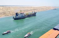 63 ships transit Suez Canal with cargo of 3.9m tons