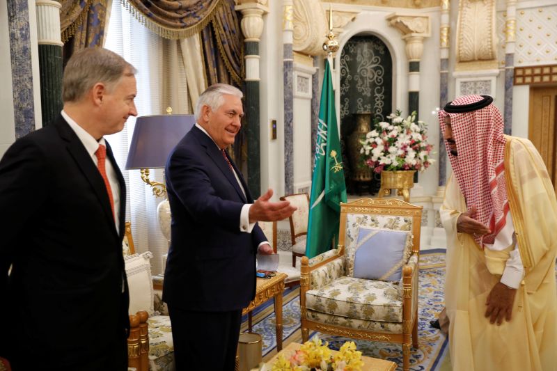Tillerson in new bid to ease Gulf crisis