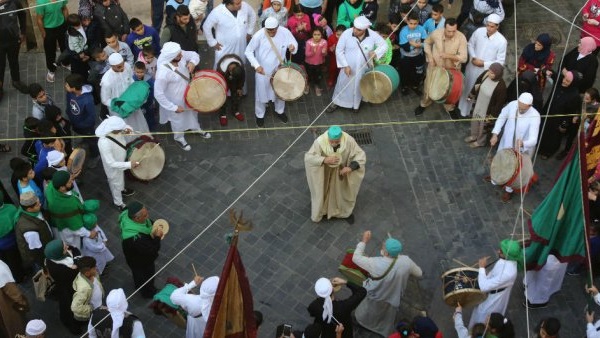 “Arandaliy” … from a Sufi order to an insult