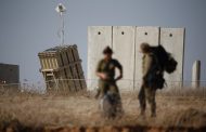 Israeli defense minister quits over Gaza truce