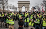Yellow Vests Hold 25th Week of Protests in Paris