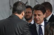 Italian PM expected to resign as political chaos deepens