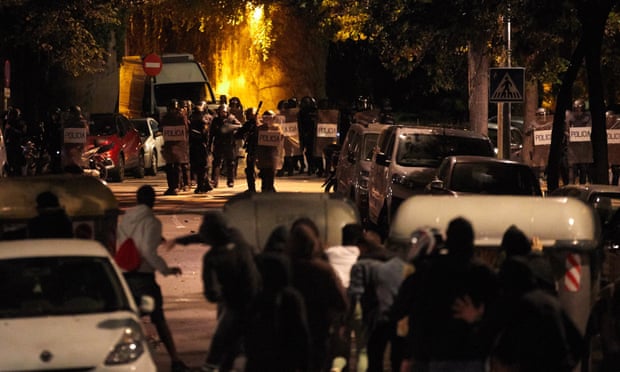 Catalan president blames 'infiltrators' for violent protests