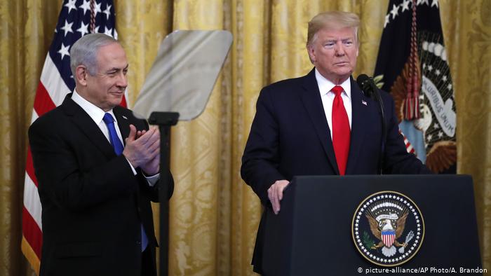 Trump unveils Middle East peace plan with no Palestinian support