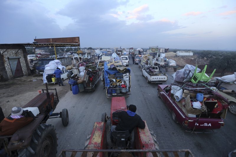 Syrian troops reach outskirts of key rebel-held town