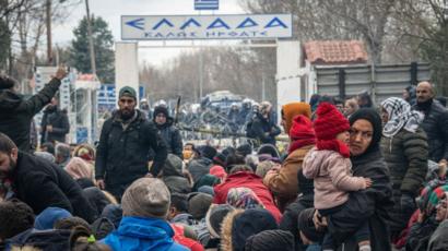 Erdogan uses refugees to blackmail Europe