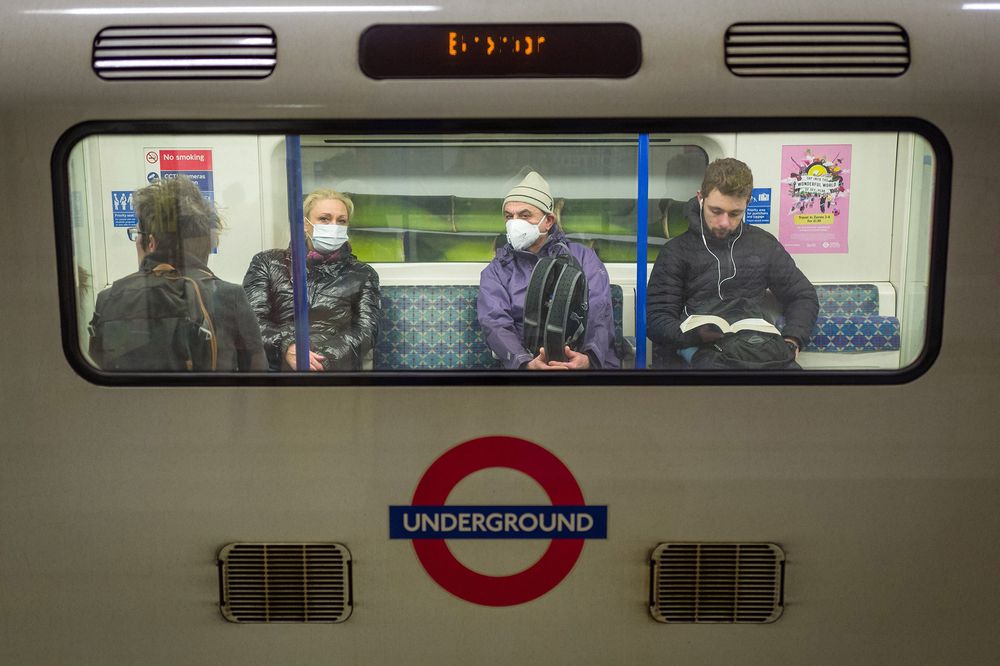 Singapore says UK is not trying to contain the coronavirus