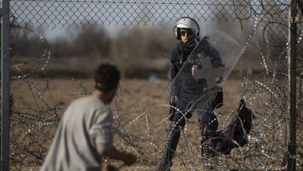 No entry: Far right rules Greece with a closed fist in the face of refugees