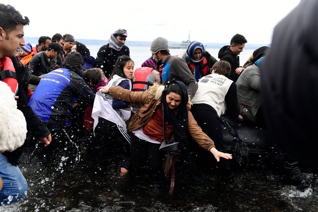Turkey, Pressing E.U. for Help in Syria, Threatens to Open Borders to Refugees